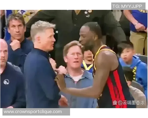 科尔赞扬助教建议提升球队阵容身形和防守表现表现出色 科尔赞扬助教建议提升球队阵容身形和防守表现表现出色