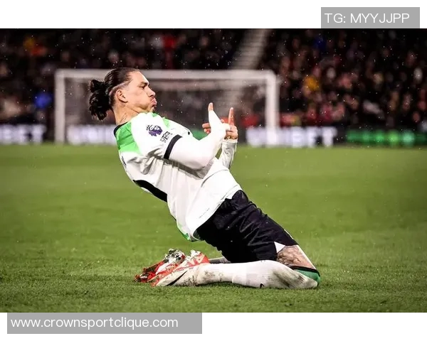 塔利斯卡31岁依旧锋芒毕露25场14球成球队头号射手表现抢眼