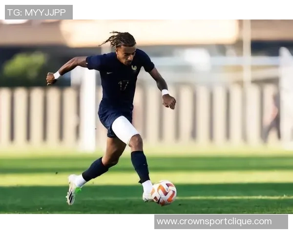 巴尔科拉因伤缺阵托万时隔六年重回法国国家队大名单