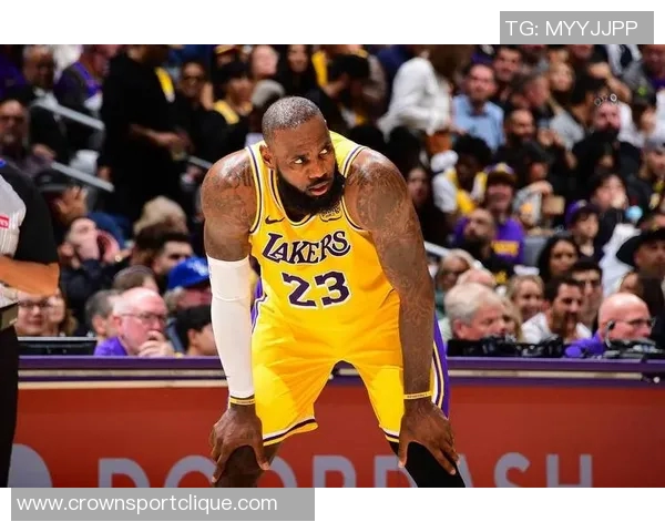 夸梅吐槽工资不包含绝杀奖金科比不传球詹姆斯却总是传球