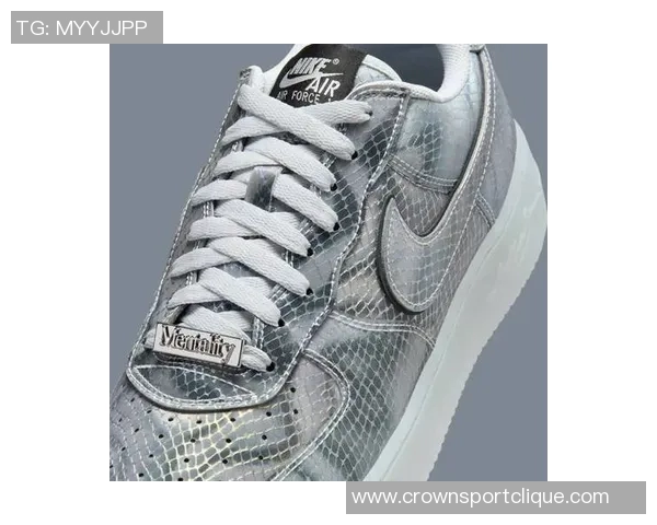 路易斯安纳州立大学发布瓦妮莎赠送的科比专属球鞋引发热议 路易斯安纳州立大学发布瓦妮莎赠送的科比专属球鞋引发热议